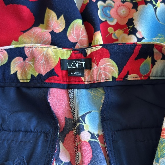Ann Taylor loft floral wide leg crop pants - Picture 6 of 8